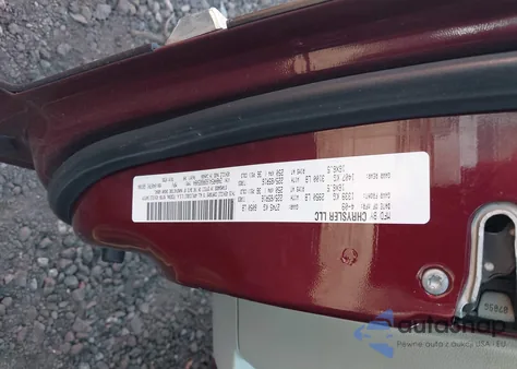 2009 Chrysler Town & Country Touring z USA, uszkodzony, nr VIN 2A8HR54169R665084